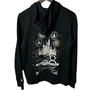 DISNEY PARKS Sweatshirt Hoodie Woman’s Size L Disneyland Resort